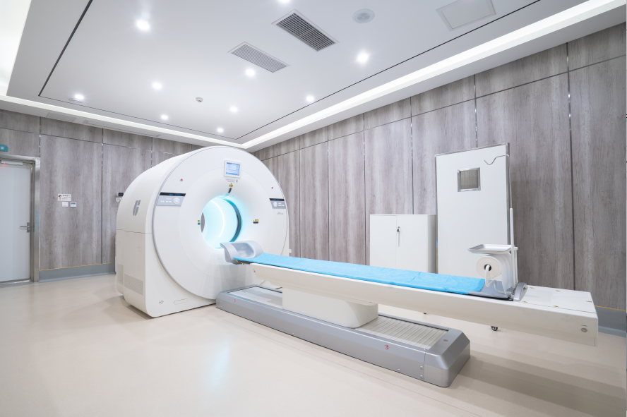 正电子发射及X射线计算机断层成像扫描系统（PET/CT）