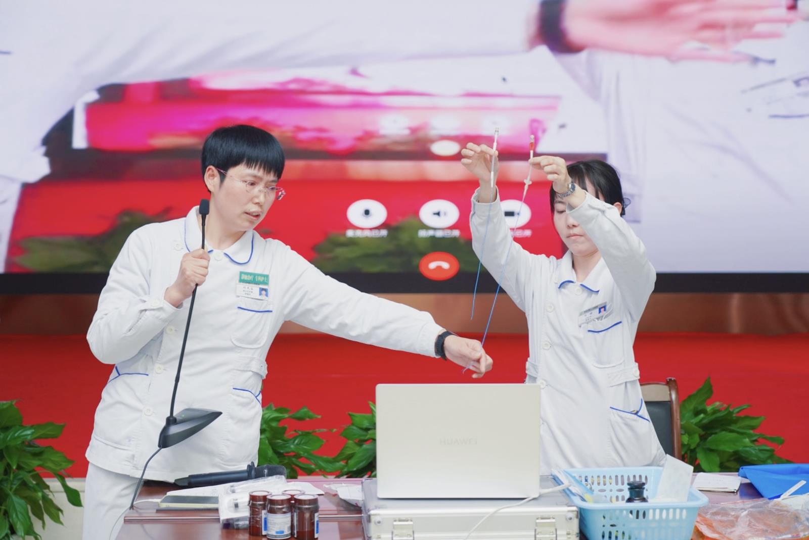 操作示范.jpg 操作示范.jpg