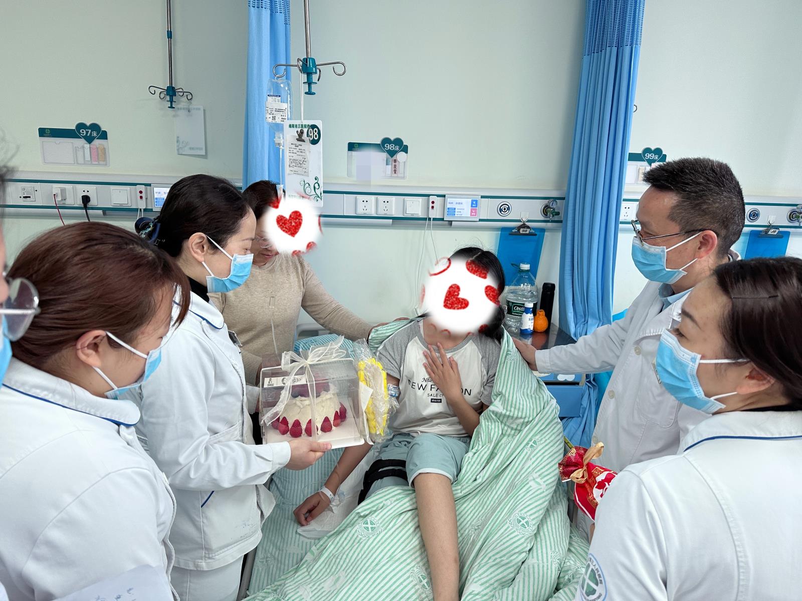 蛋糕.jpg 蛋糕.jpg