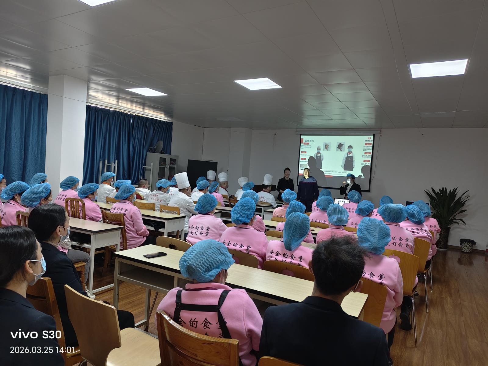 5c1aad03277bb54076e4d988bad8083a.jpg 5c1aad03277bb54076e4d988bad8083a.jpg