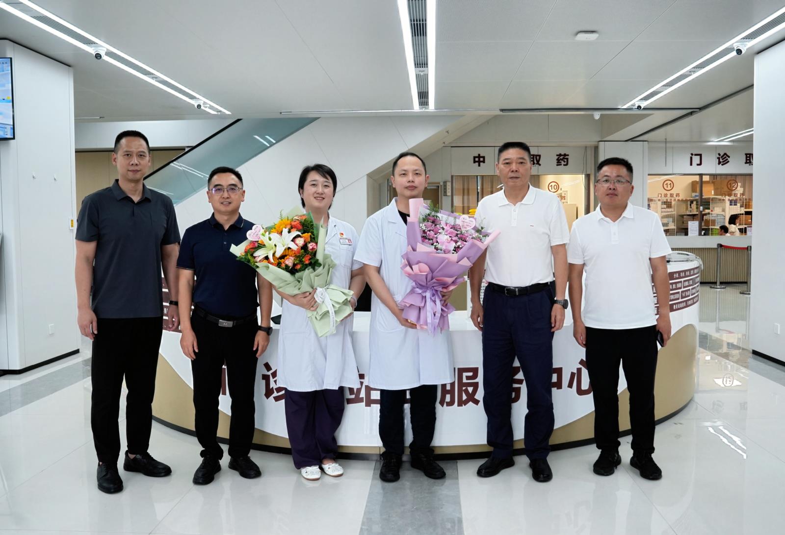 情暖医师节｜科技城新区领导莅临我院二院区走访慰问医务工作者